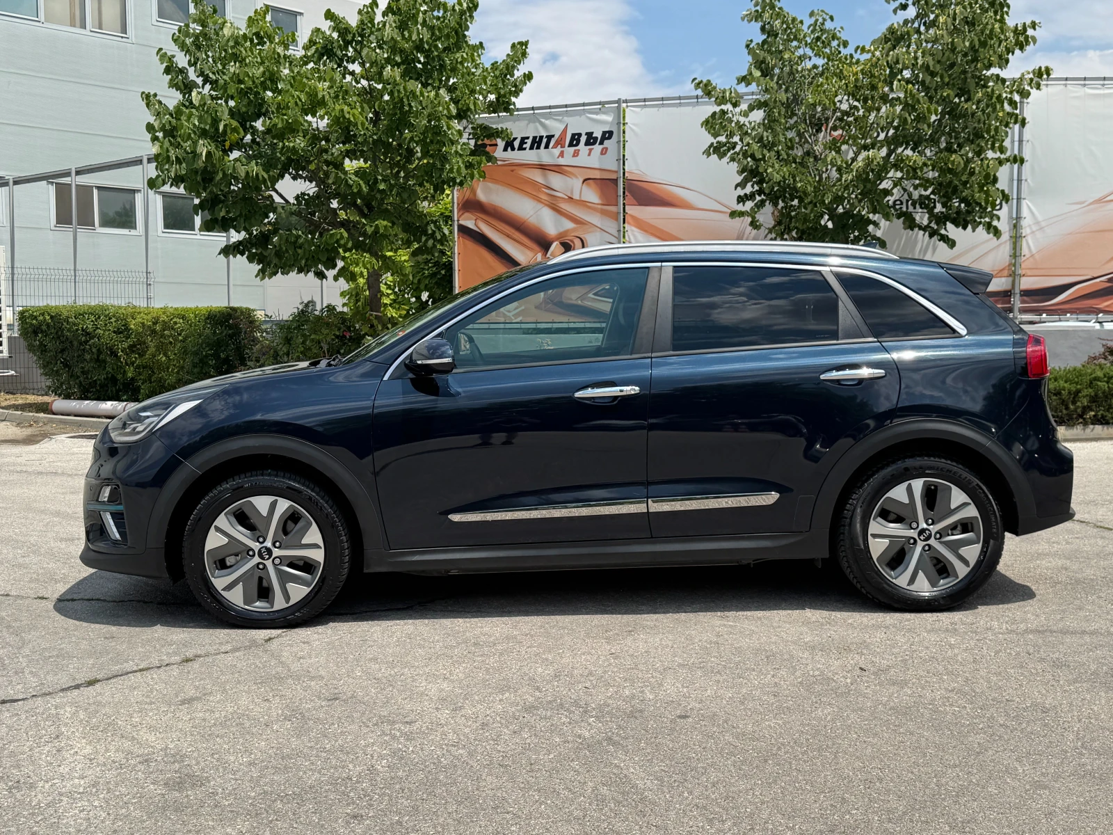 Kia Niro 64kW Premium/JBL, снимка 2 - Автомобили и джипове - 55325020