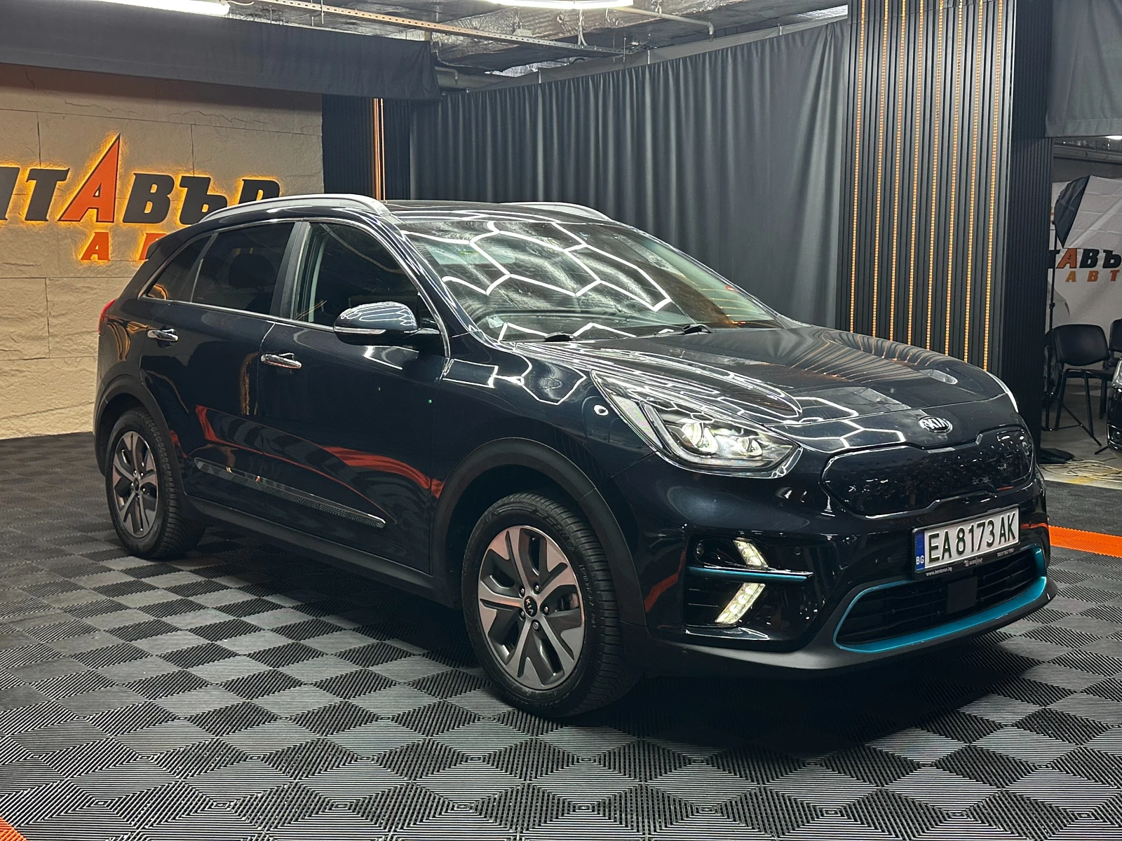 Kia Niro 64kW Premium/JBL, снимка 3 - Автомобили и джипове - 55325020