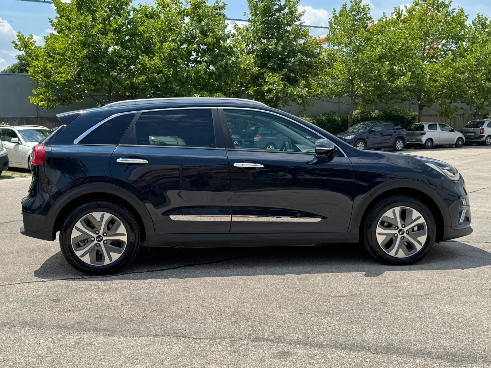 Kia Niro 64kW Premium/JBL, снимка 6 - Автомобили и джипове - 55325020