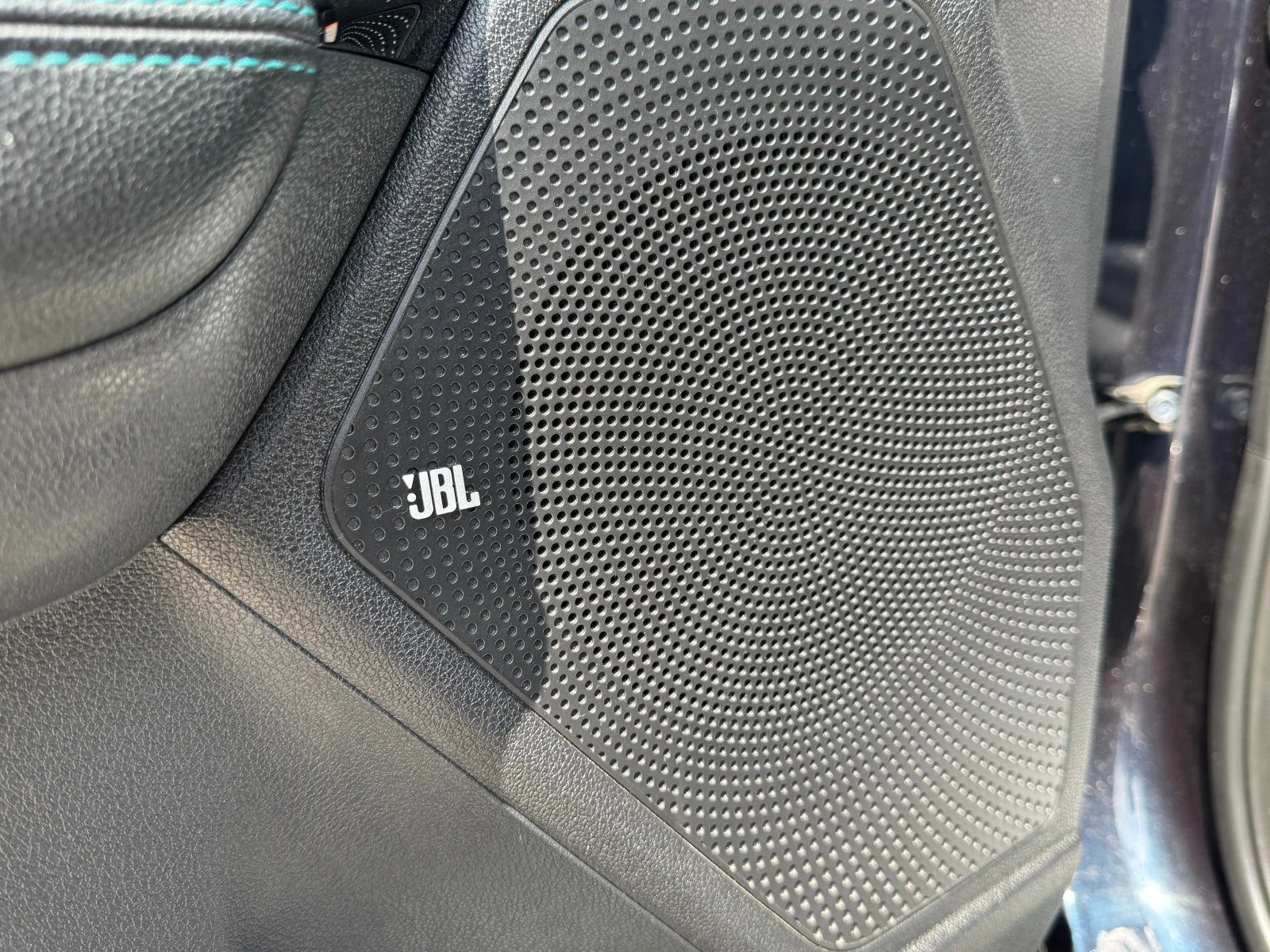 Kia Niro 64kW Premium/JBL, снимка 16 - Автомобили и джипове - 55325020