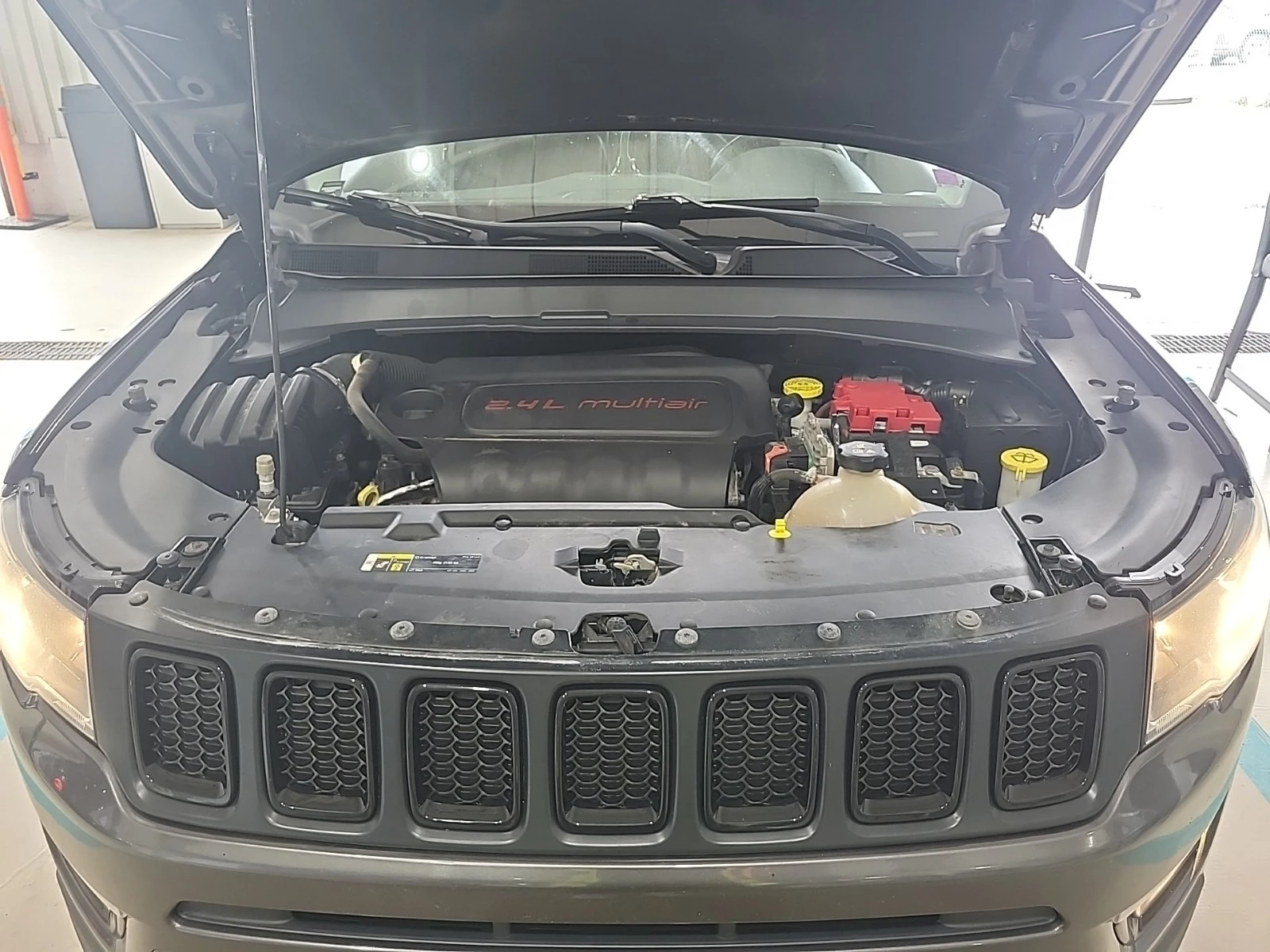 Jeep Compass 2.4L 4cyl 4WD | Mobile.bg � ����������� 16