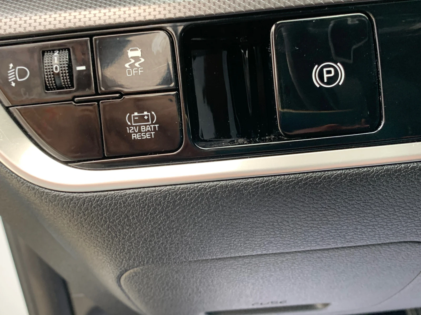 Kia Sportage 1.6b hibrid/U5YPV81GBNL028860, снимка 11 - Автомобили и джипове - 56049685