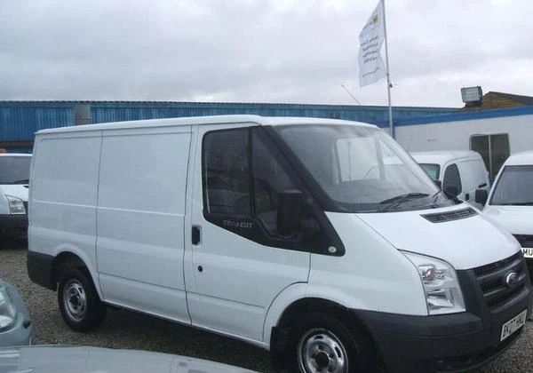 Ford Transit 2.2;2.4tdci ЧАСТ, снимка 1 - Бусове и автобуси - 25770996