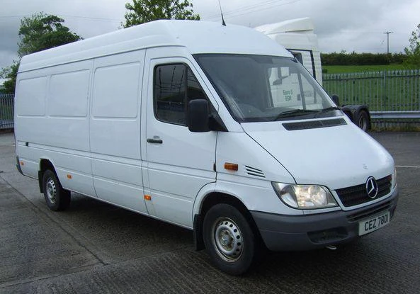 Ford Transit 2.2;2.4tdci ЧАСТ, снимка 16 - Бусове и автобуси - 25770996