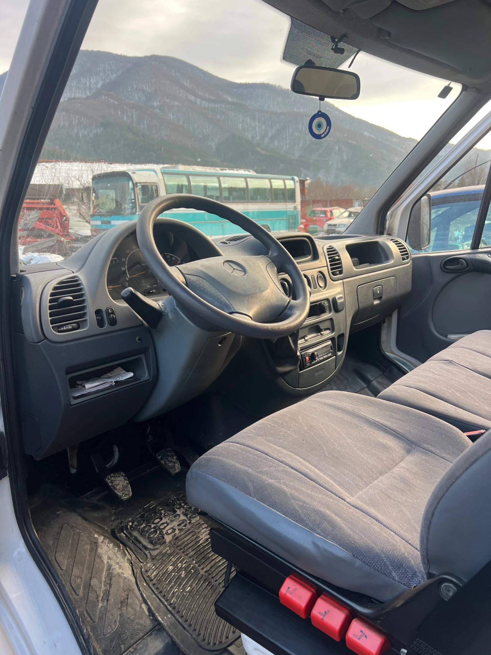 Mercedes-Benz Sprinter 416  - изображение 8