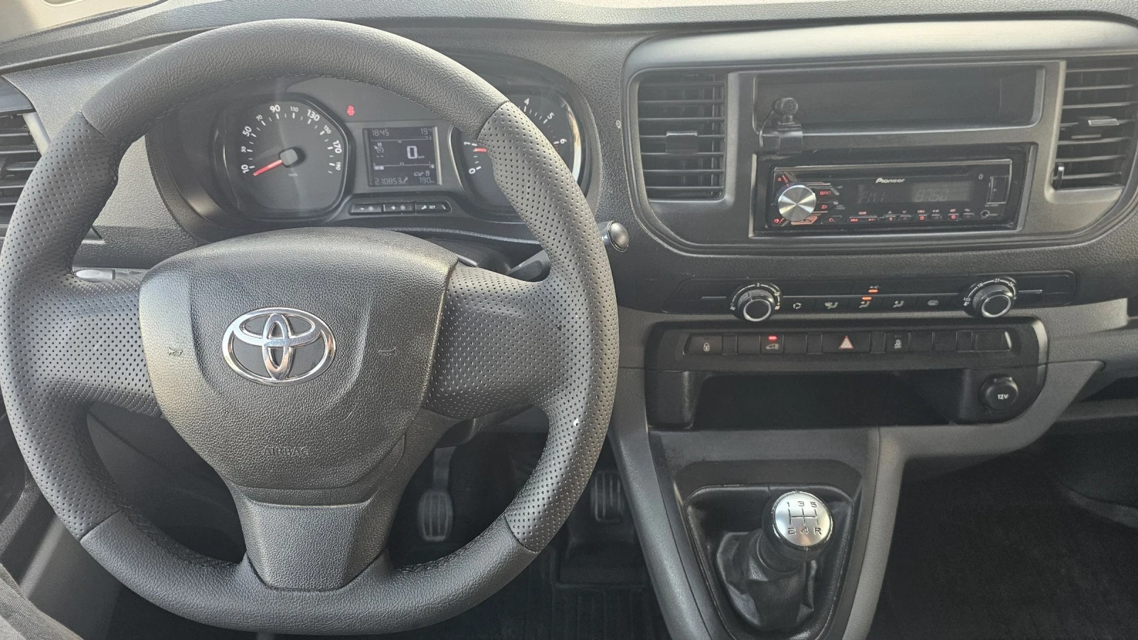 Toyota Proace 1.6 - ����� | Mobile.bg � ����������� 10