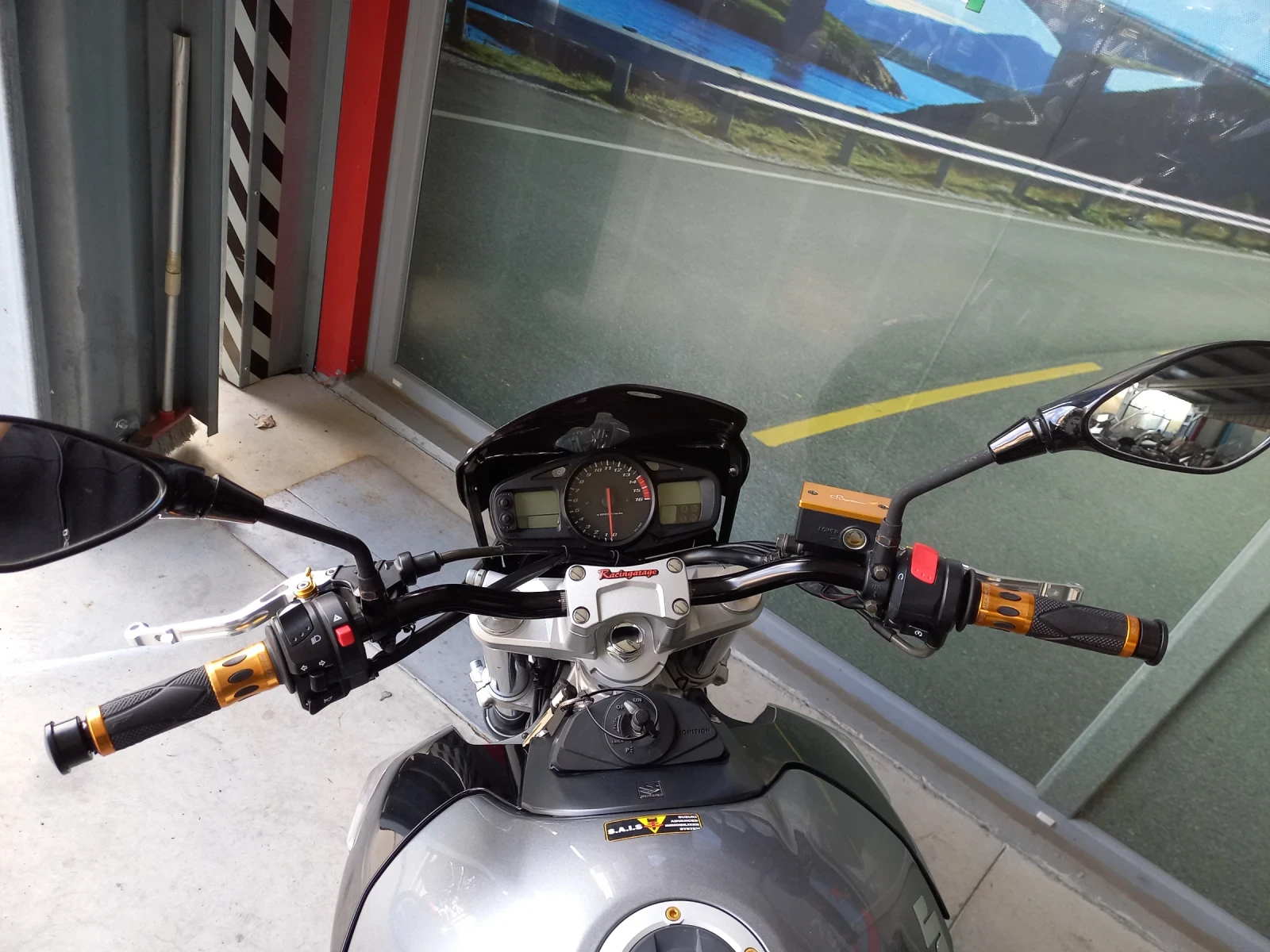 Suzuki Gsr 600 - изображение 8