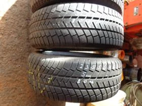 Гуми Зимни 235/55R19, снимка 4