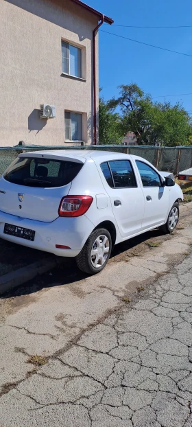 Dacia Sandero 61500км. 1.2 75к.с мотор скорости ОК, снимка 2