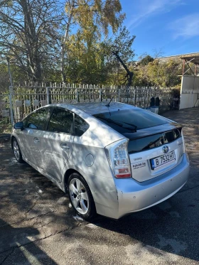 Toyota Prius 1.8 hybrid, снимка 4