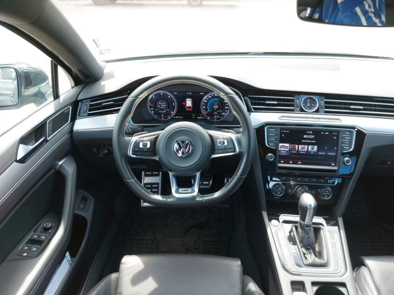 VW Passat 2.0Bi-TDI R-Line 125000 км, снимка 12 - Автомобили и джипове - 48576671