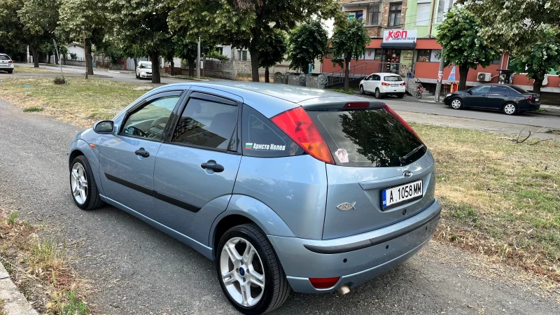 Ford Focus 1.8TDCi, снимка 4 - Автомобили и джипове - 49331754