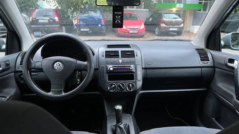 VW Polo 1.2 бензин , снимка 6 - Автомобили и джипове - 52189245