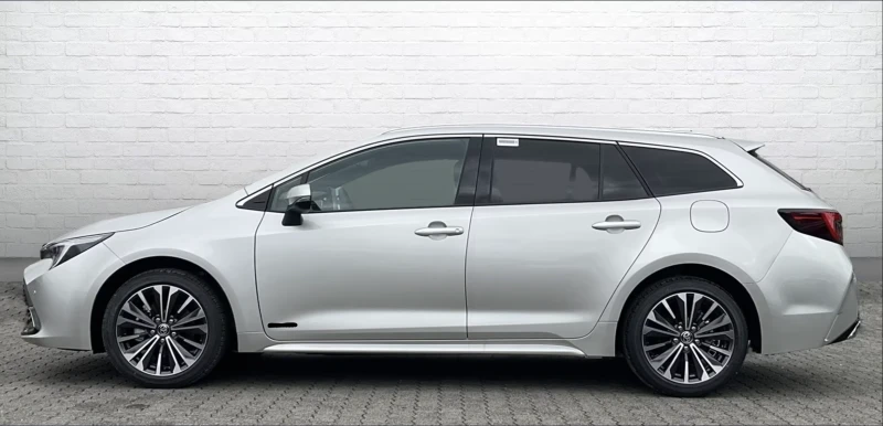 Toyota Corolla 2.0 TS Hybrid, снимка 5 - Автомобили и джипове - 52554602