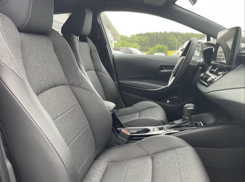 Toyota Corolla 2.0 TS Hybrid, снимка 14 - Автомобили и джипове - 52554602