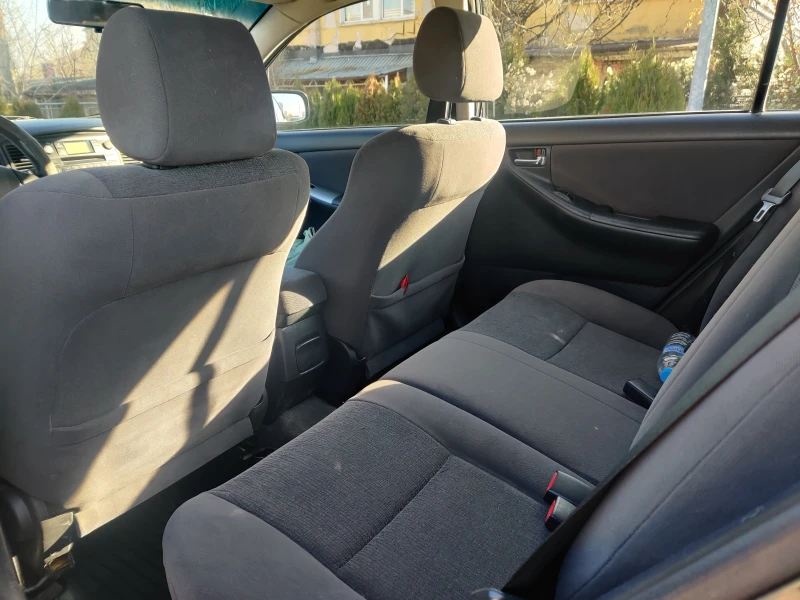 Toyota Corolla, снимка 9 - Автомобили и джипове - 52810074