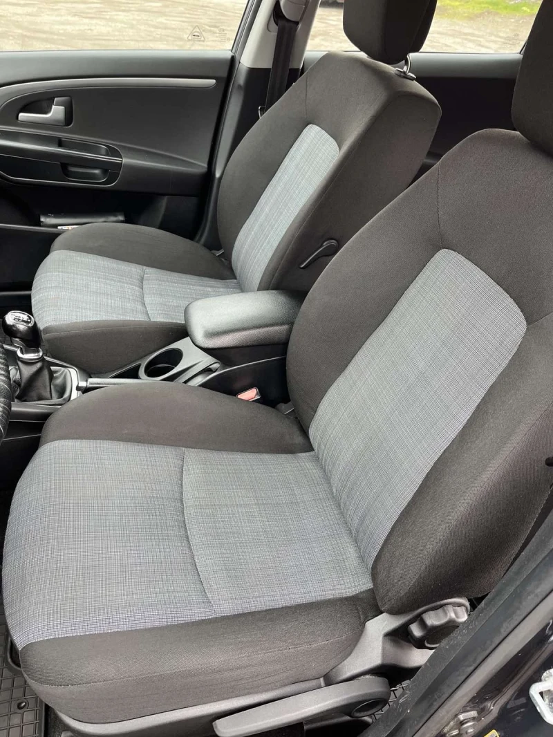 Kia Ceed, снимка 4 - Автомобили и джипове - 53430730