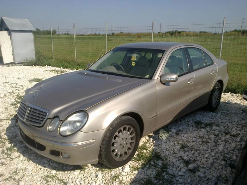 Mercedes-Benz E 270 220, 270, 320 CDI, снимка 1 - Автомобили и джипове - 11160788