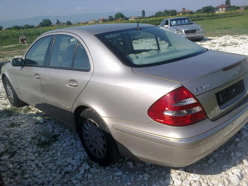 Mercedes-Benz E 270 220, 270, 320 CDI, снимка 3 - Автомобили и джипове - 11160788