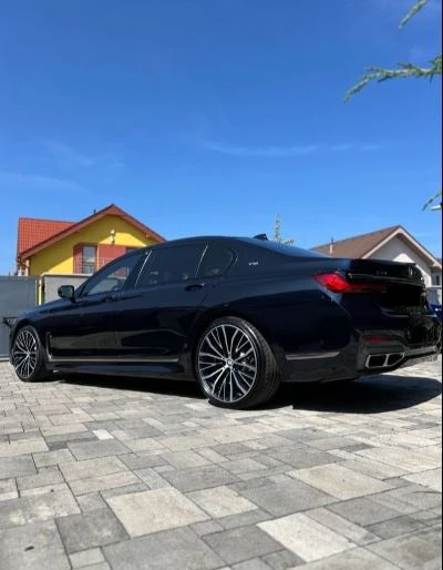 BMW 760 Li xDrive V12 - изображение 6