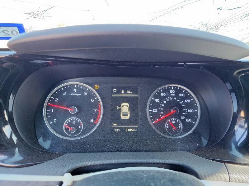 Kia K5 1.6L 4 Front-wheel Drive, снимка 12 - Автомобили и джипове - 53030848