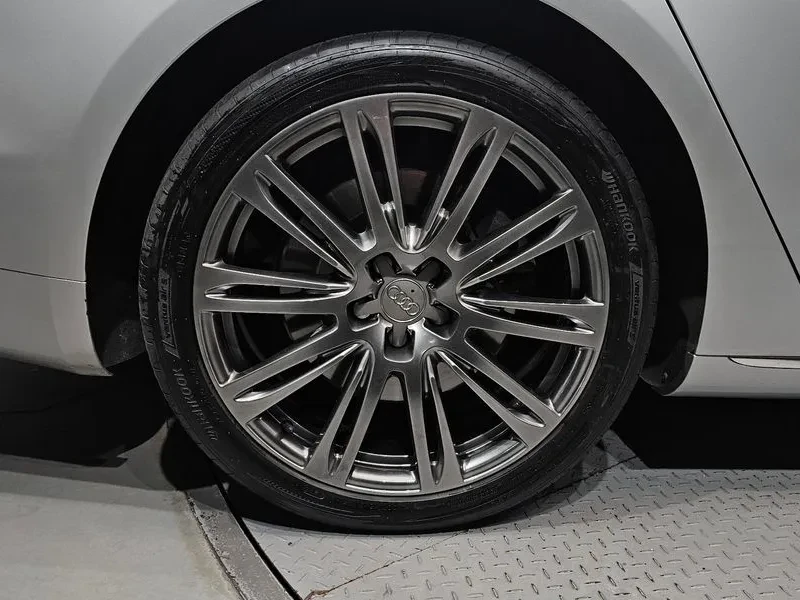 Audi A8 3.0 TDI Quattro - САМО 30% АВАНС, снимка 5 - Автомобили и джипове - 55947870
