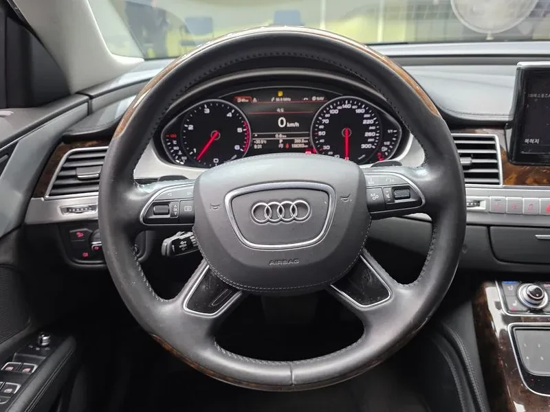 Audi A8 3.0 TDI Quattro - САМО 30% АВАНС, снимка 14 - Автомобили и джипове - 55947870