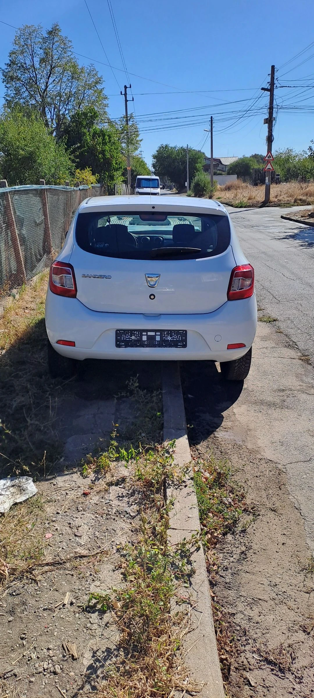 Dacia Sandero 61500км. 1.2 75к.с мотор скорости ОК, снимка 1