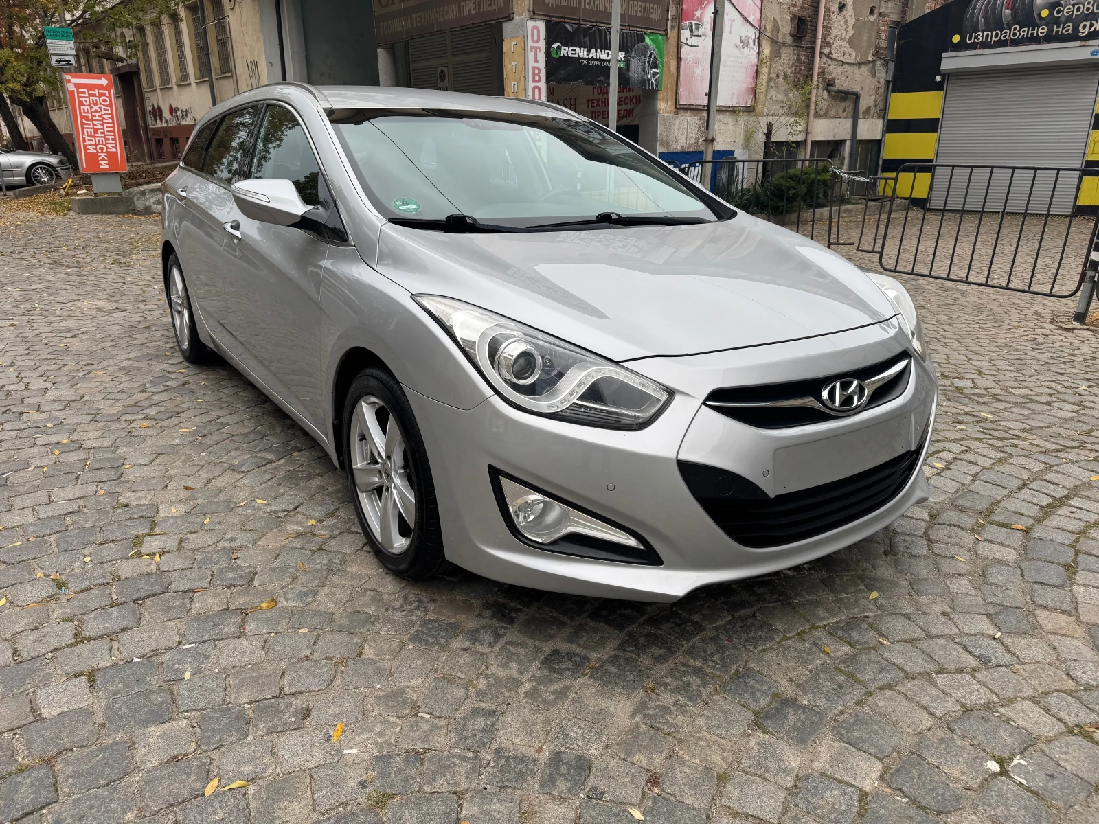 Hyundai I40 1.7 CRDI - изображение 2