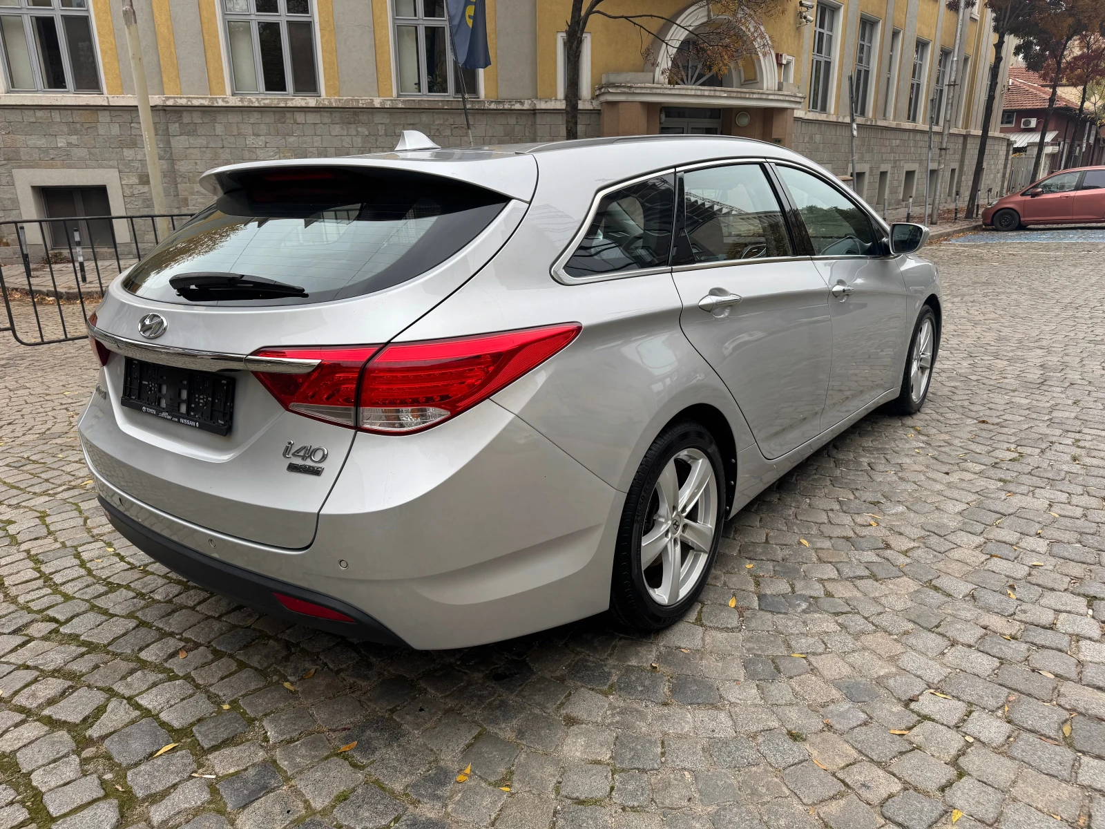 Hyundai I40 1.7 CRDI - изображение 5