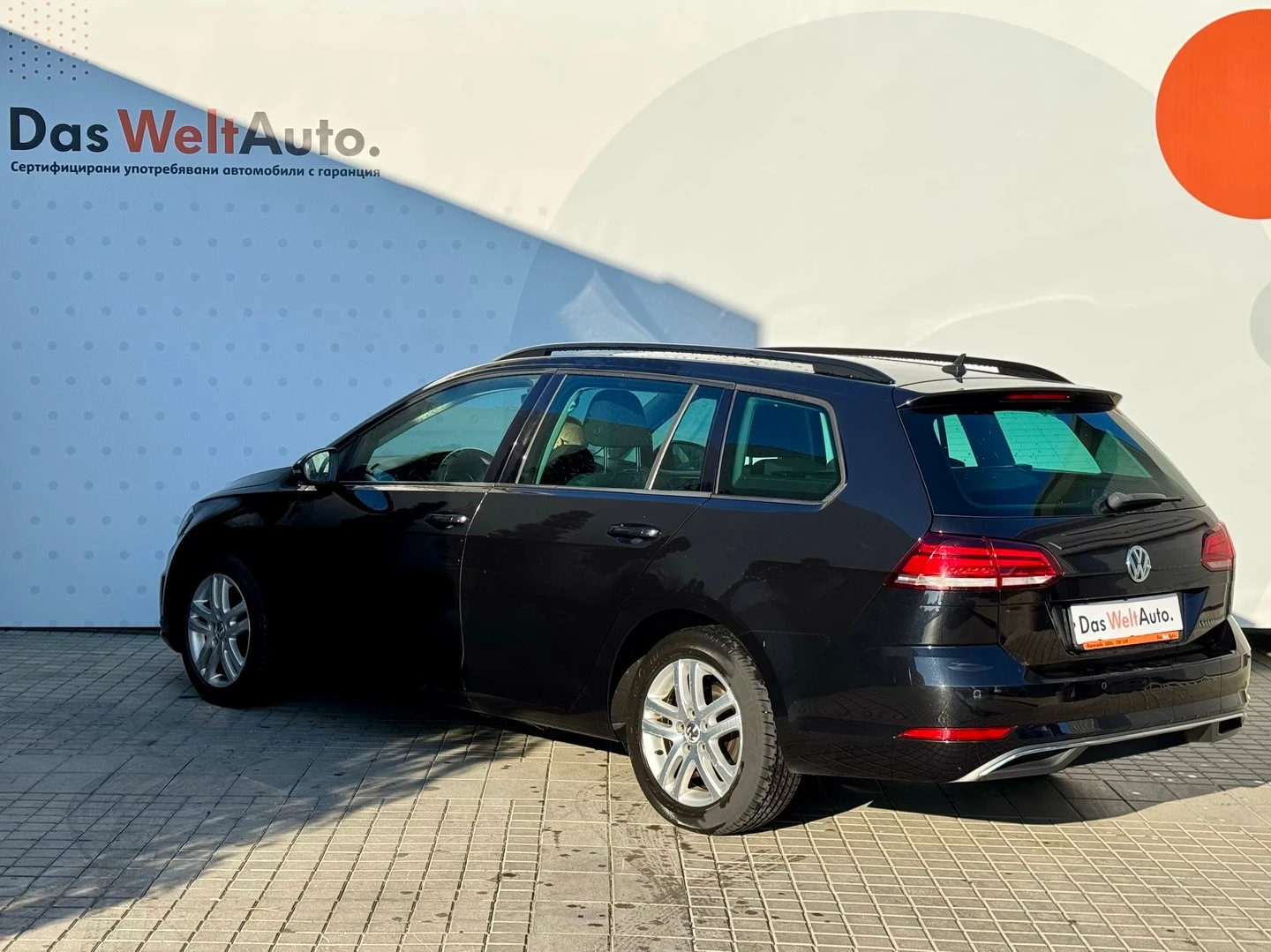 VW Golf Variant Comfortline 1.6TDI BMT - изображение 4