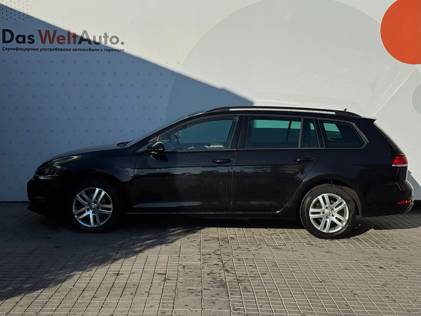 VW Golf Variant Comfortline 1.6TDI BMT - изображение 2