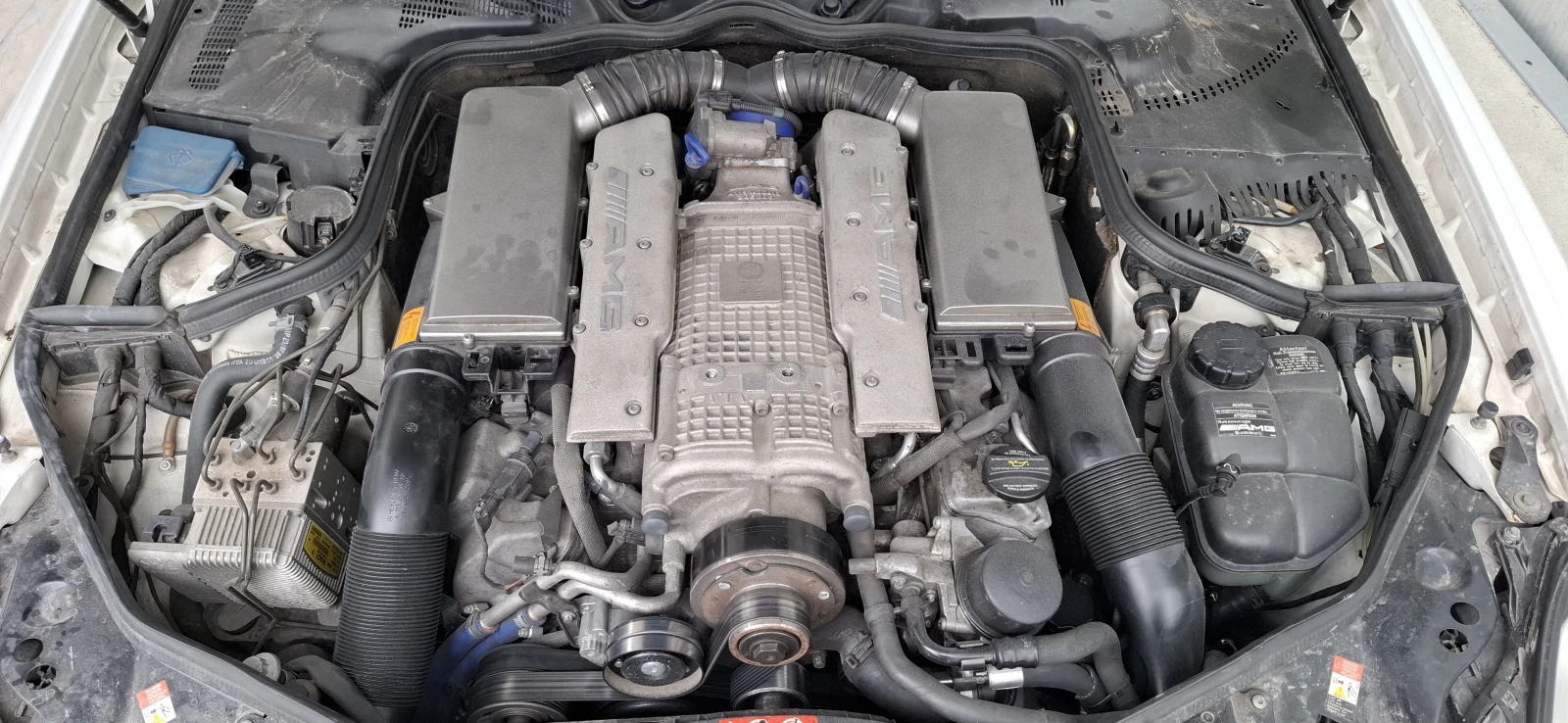 Mercedes-Benz CLS 55 AMG, снимка 17 - Автомобили и джипове - 53852738