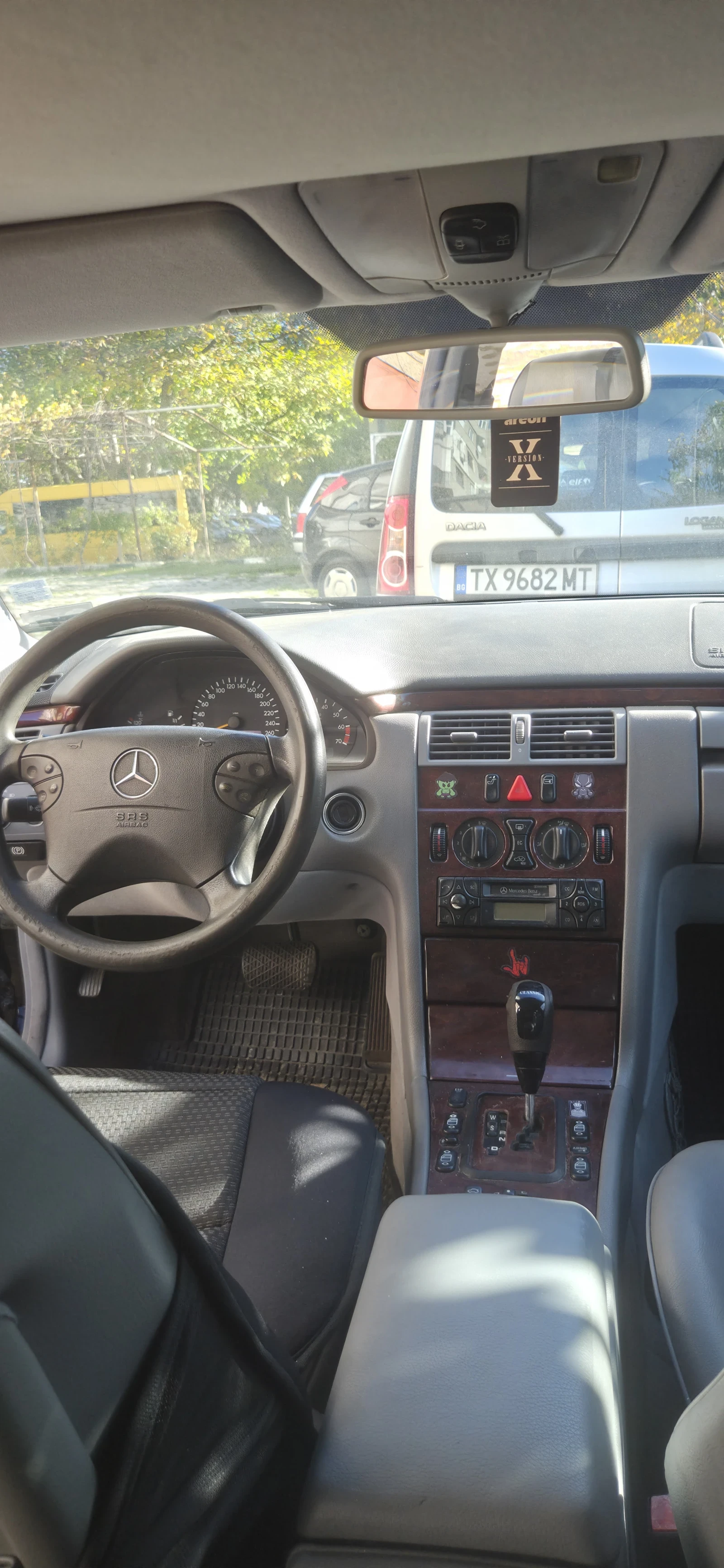 Mercedes-Benz E 240  - изображение 3