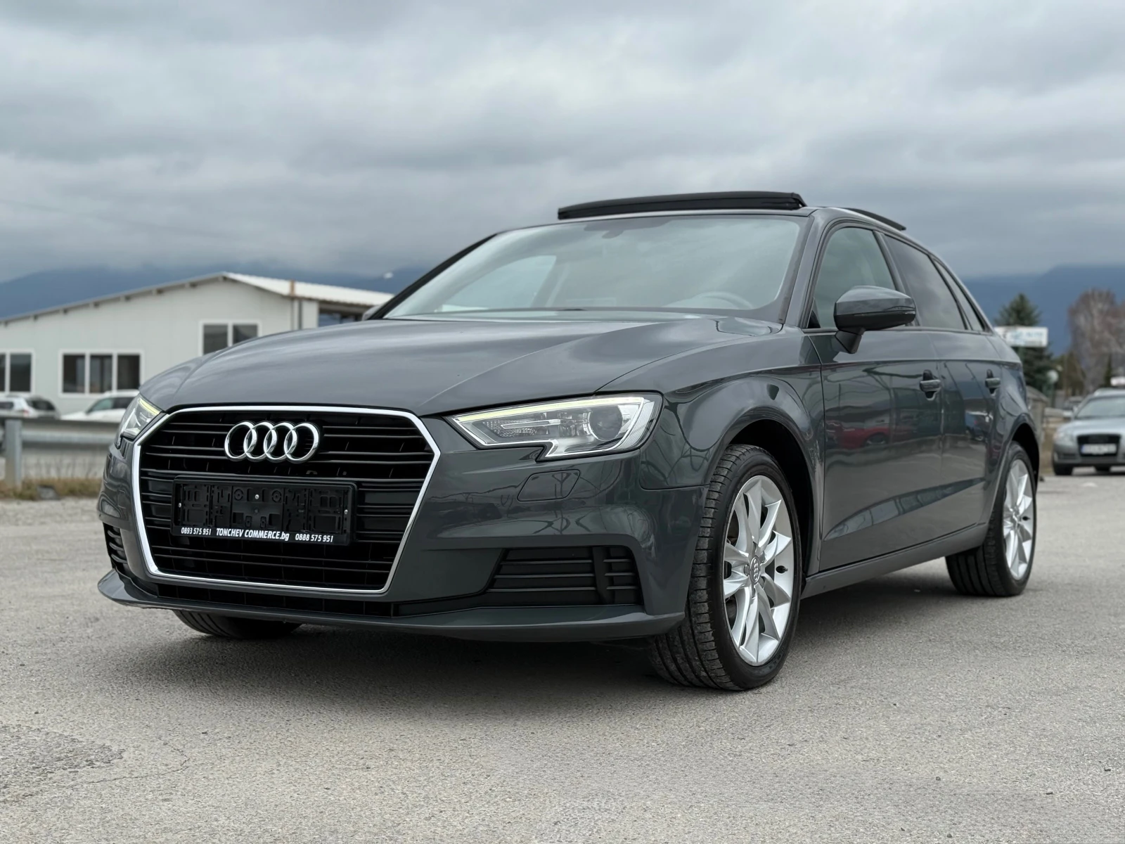 Audi A3 1.6-TDI-AUTOMAT-FACE-PANORAMA-NAVI-LED-XENON-FULL, снимка 3 - Автомобили и джипове - 52501513