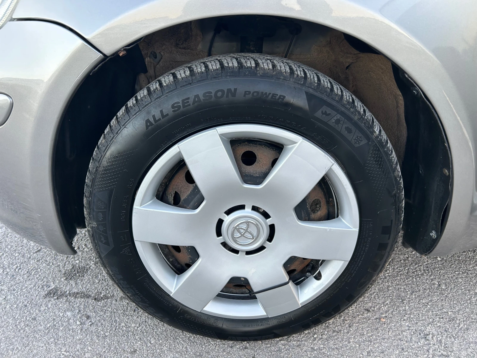 Toyota Yaris 1.4D-4D | Mobile.bg � ����������� 13