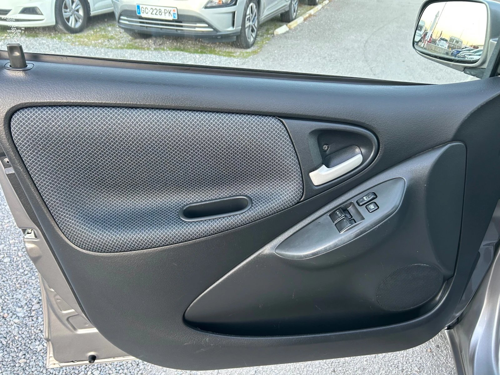 Toyota Yaris 1.4D-4D | Mobile.bg � ����������� 7