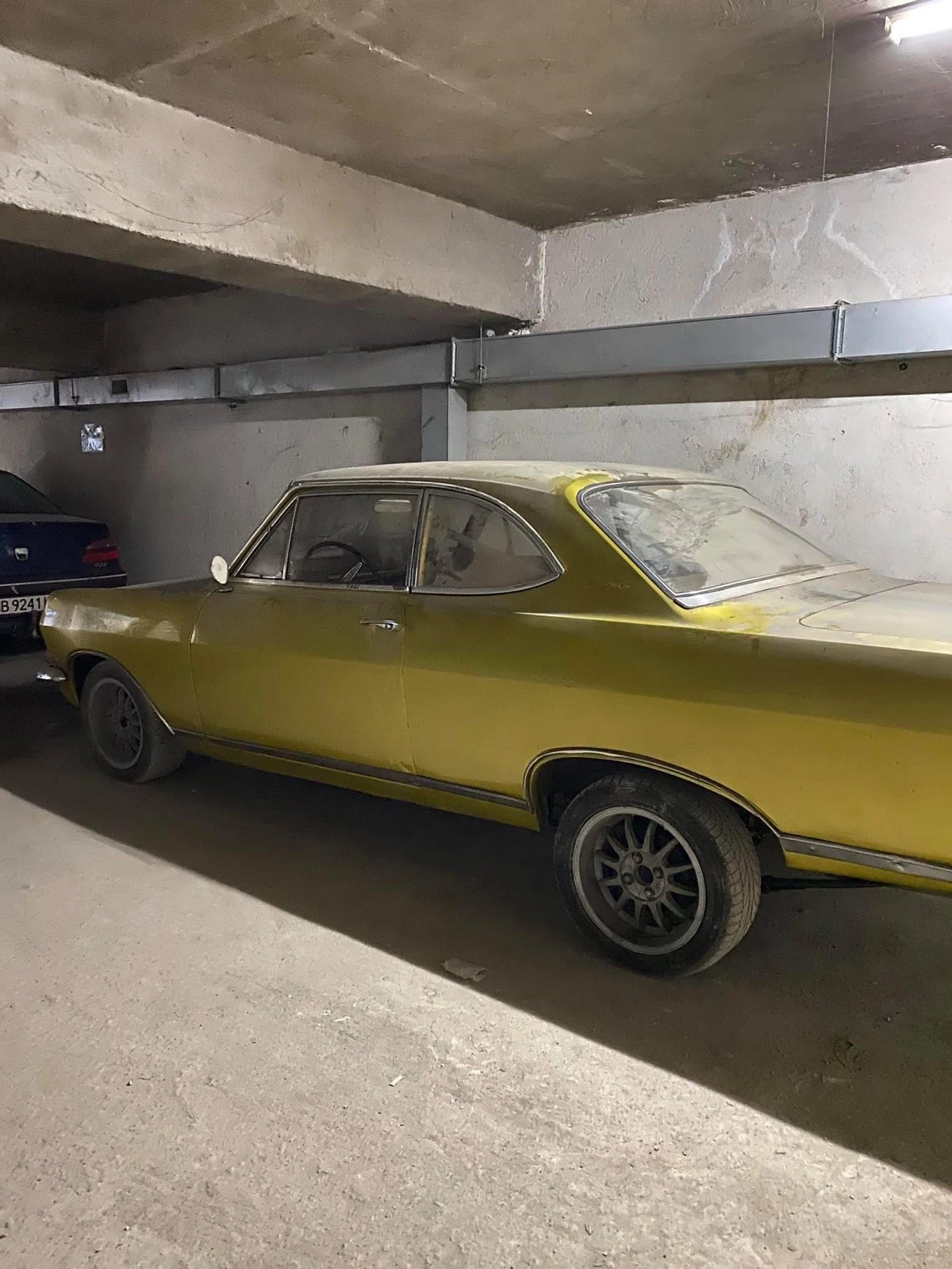 Opel Rekord В купе, снимка 3 - Автомобили и джипове - 53780030