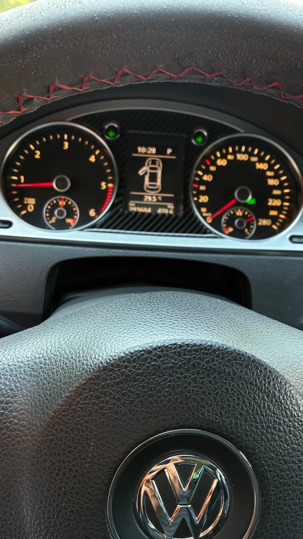 VW Passat CC, снимка 8 - Автомобили и джипове - 53962875