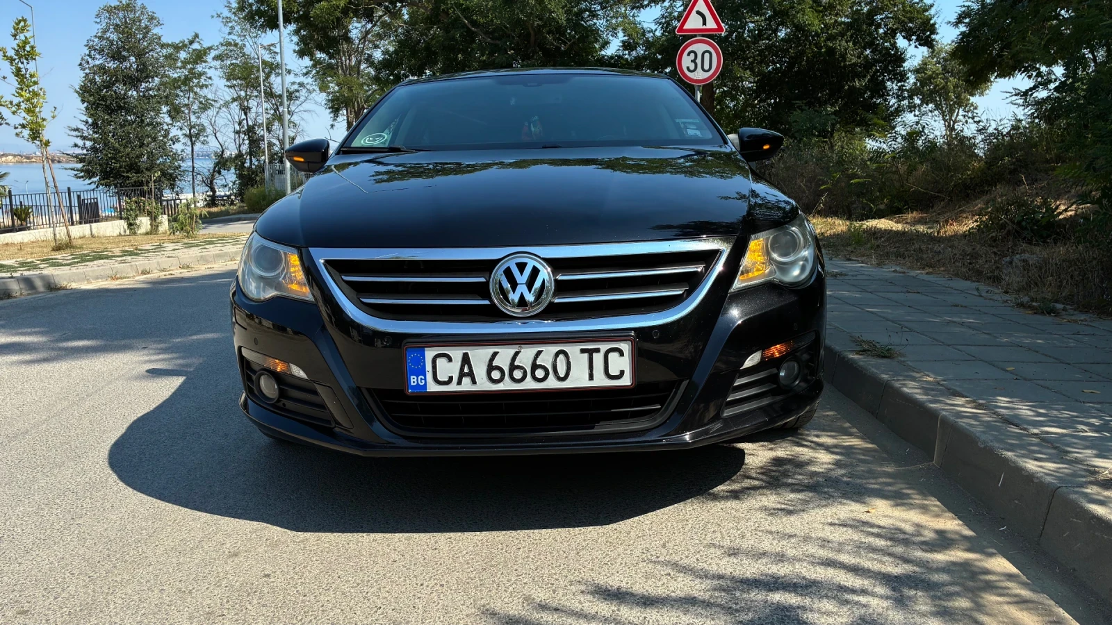 VW Passat CC, снимка 11 - Автомобили и джипове - 53962875