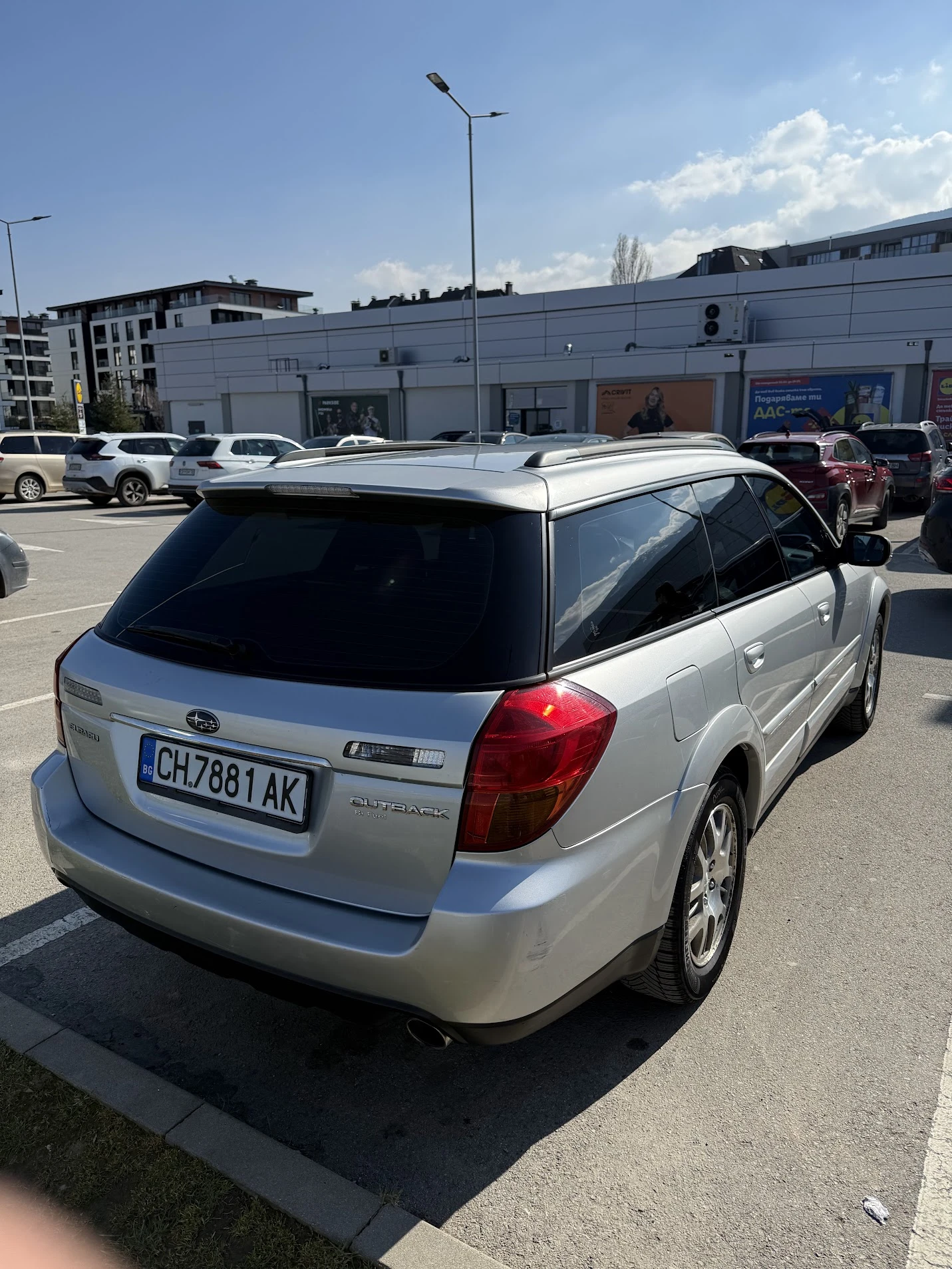 Subaru Outback, снимка 3 - Автомобили и джипове - 53975783