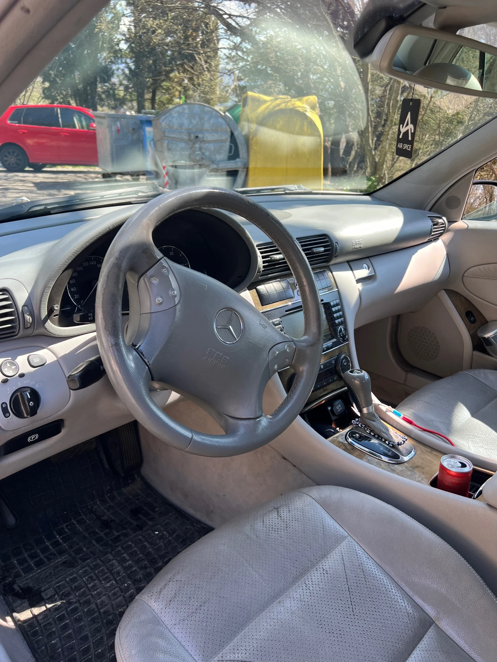 Mercedes-Benz C 270 Avantgarde, снимка 7 - Автомобили и джипове - 54113767