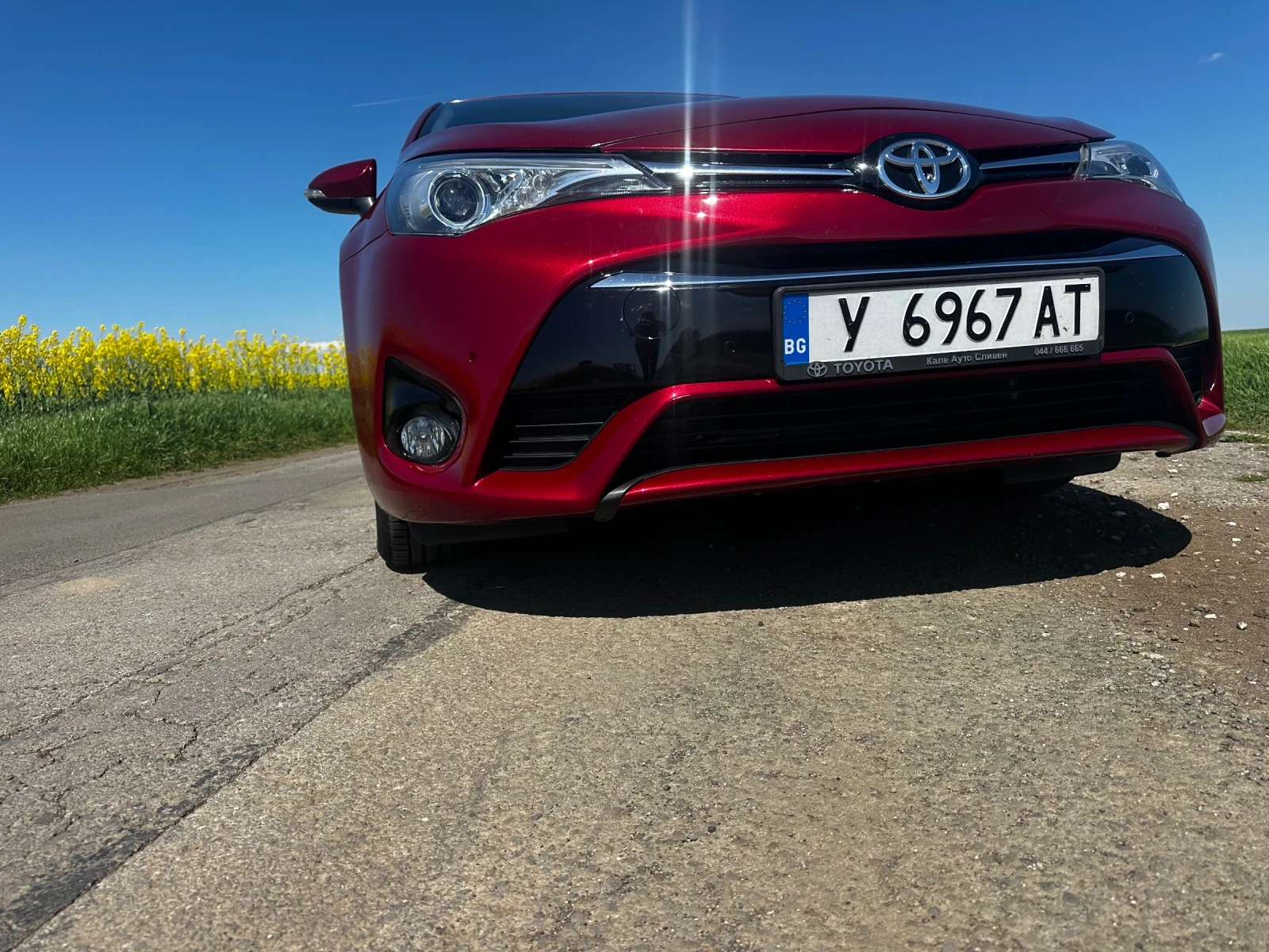 Toyota Avensis 1.8 Executive, снимка 7 - Автомобили и джипове - 54312369