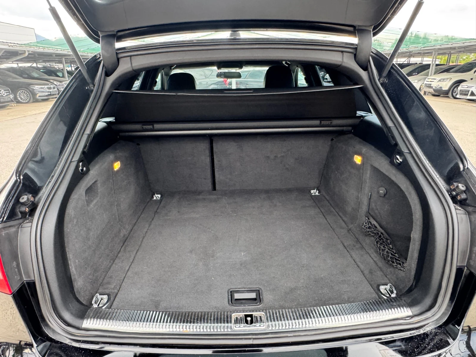Audi A4 2.0TDI S-Line ИТАЛИЯ, снимка 11 - Автомобили и джипове - 54417496