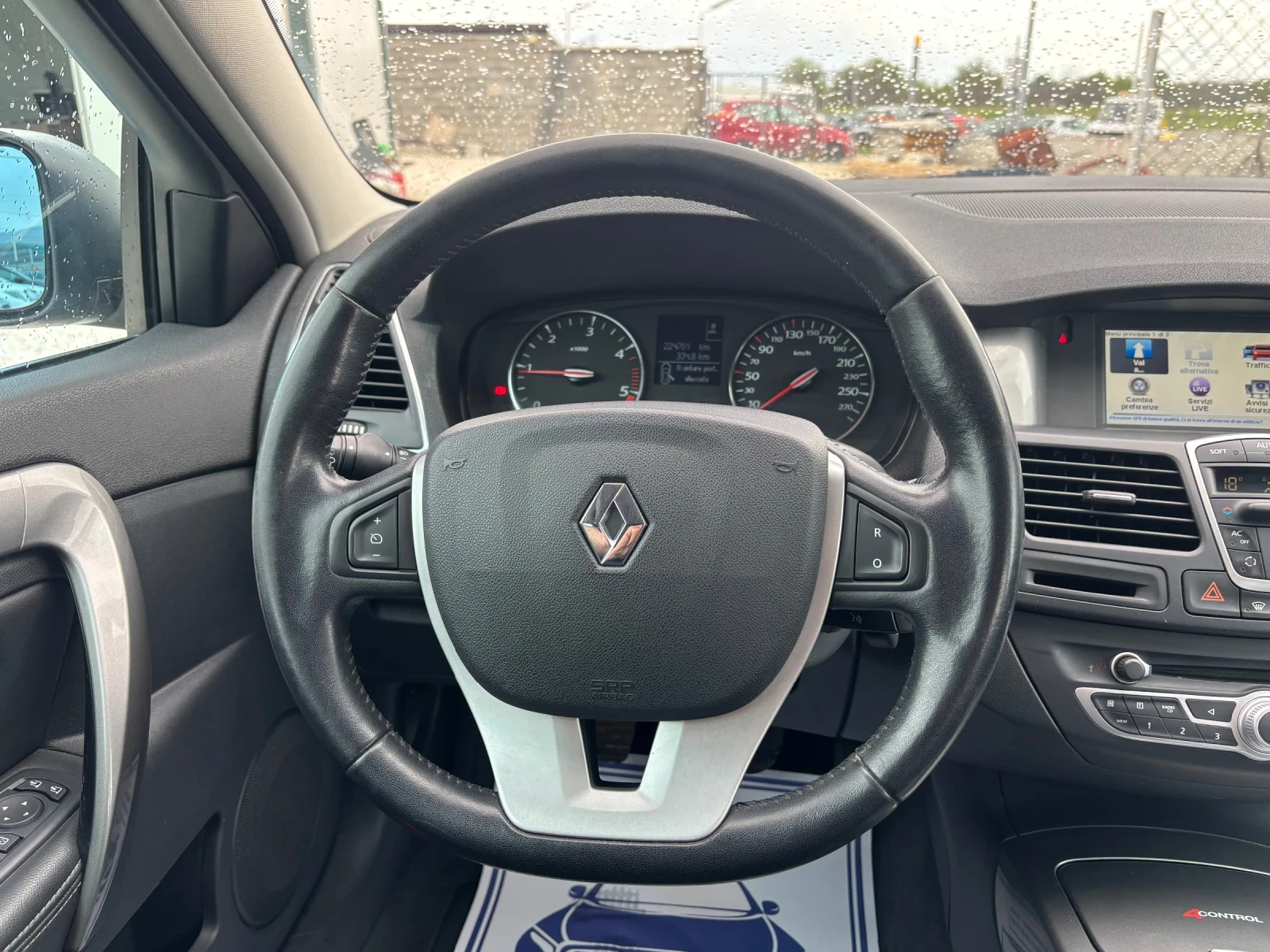 Renault Laguna Black Edition 2.0DCI FACE 4Control., снимка 9 - Автомобили и джипове - 55125525