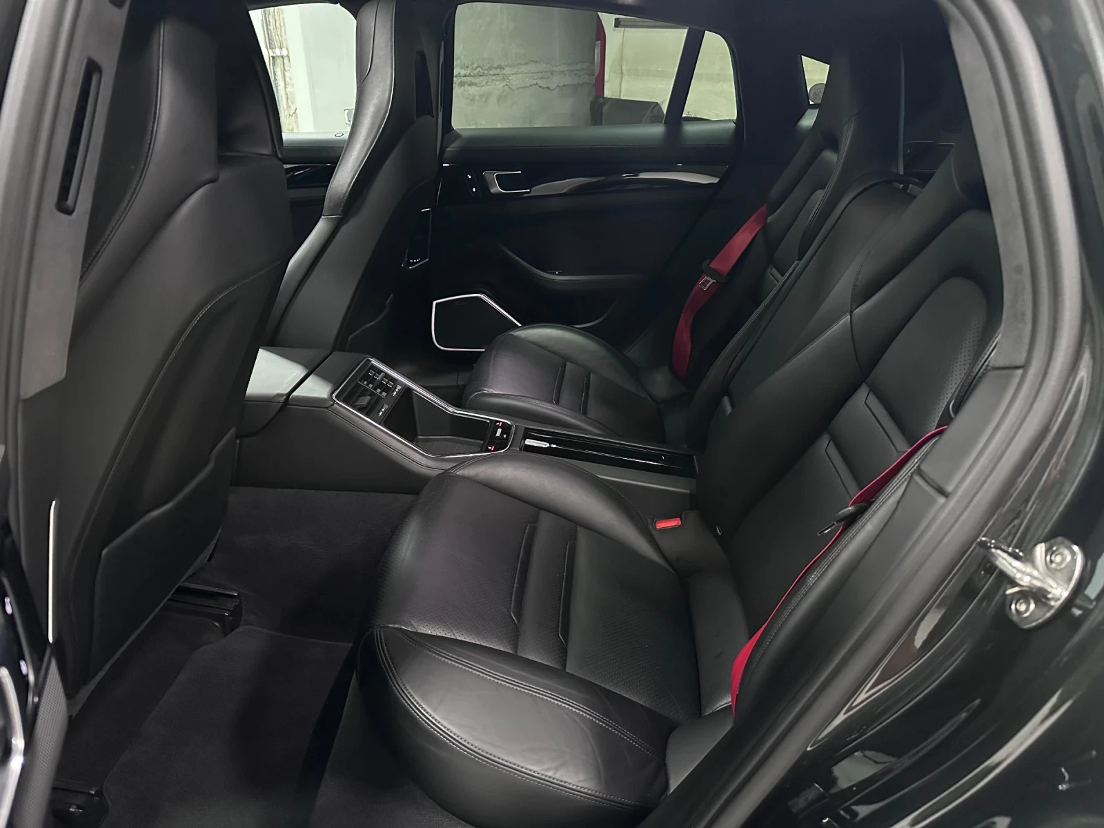 Porsche Panamera TURBO 550к.с ГЕРМАНИЯ СЕРВИЗНА ИСТОРИЯ, снимка 14 - Автомобили и джипове - 55156560