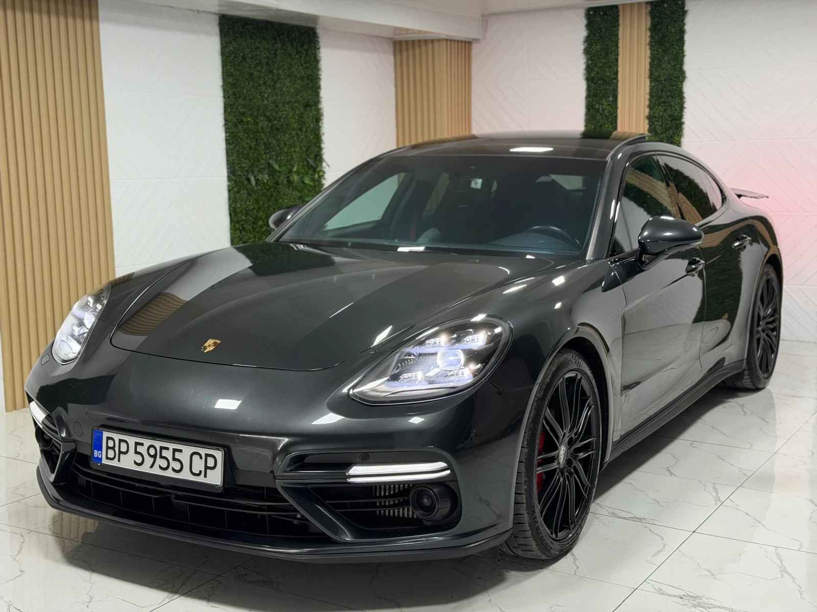 Porsche Panamera TURBO 550к.с ГЕРМАНИЯ СЕРВИЗНА ИСТОРИЯ, снимка 2 - Автомобили и джипове - 55156560