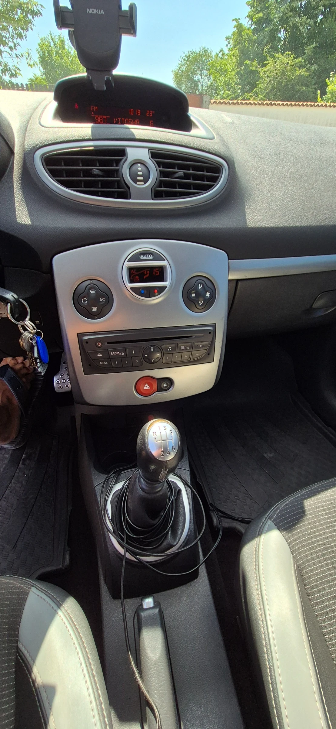 Renault Clio GT 1.6 128hp, снимка 17 - Автомобили и джипове - 55229531