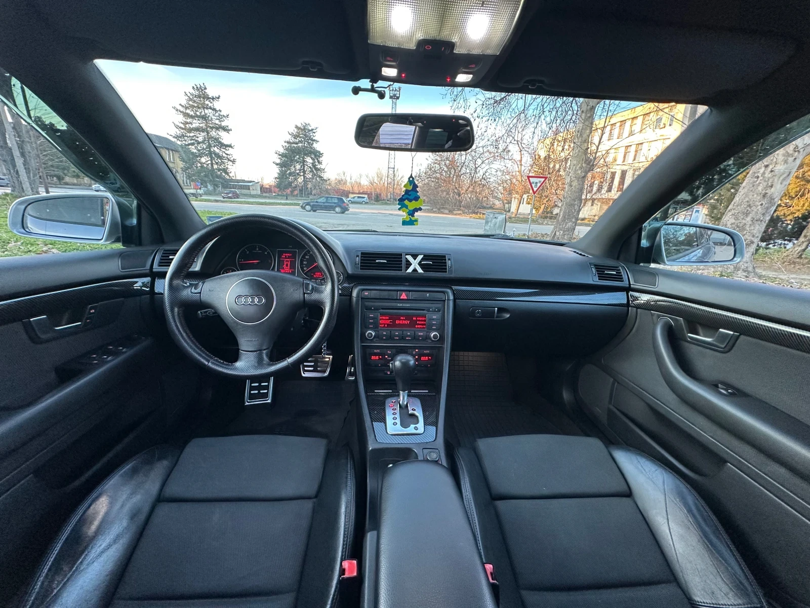 Audi A4, снимка 9 - Автомобили и джипове - 55240539