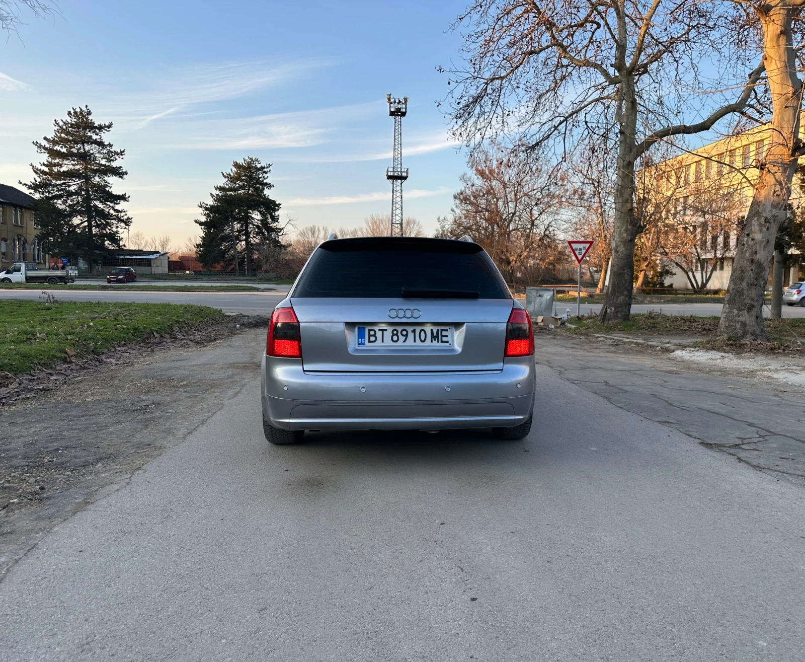 Audi A4, снимка 4 - Автомобили и джипове - 55240539
